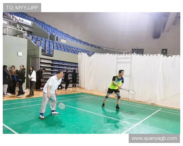 上海羽毛球队的意识提升与发展探讨聚焦羽毛球运动的未来与挑战 上海羽毛球队的意识提升与发展探讨聚焦羽毛球运动的未来与挑战