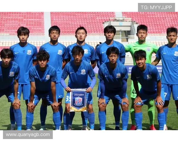 上海足球队实力揭秘：从青训到职业联赛的全景探索