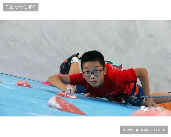 上海飞盘队在世界攀岩锦标赛中的个人能力展现与团队协作分析 上海飞盘队在世界攀岩锦标赛中的个人能力展现与团队协作分析