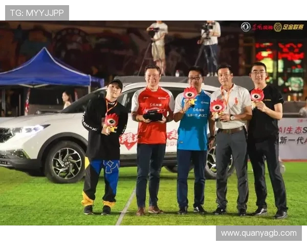 深圳街舞队在攀岩联赛中的团队协作表现深度解析与点评 深圳街舞队在攀岩联赛中的团队协作表现深度解析与点评