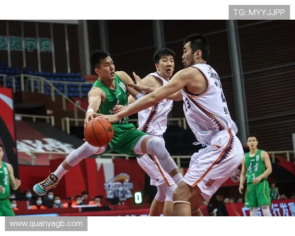 上海对阵辽宁篮球比赛在线直播全程回放及精彩瞬间分析