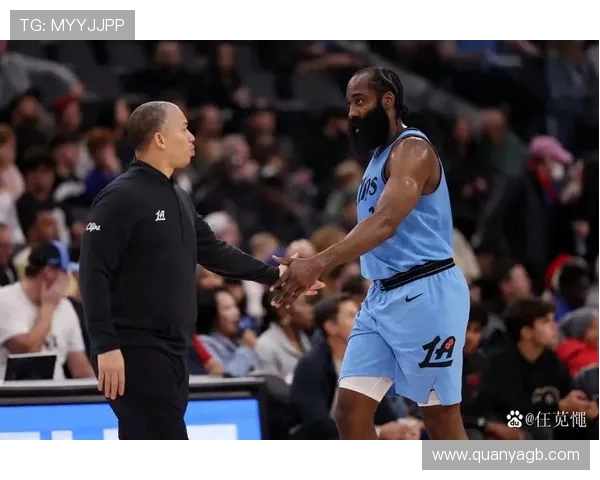 快船与凯尔特人激战集锦精彩瞬间回顾与分析 快船与凯尔特人激战集锦精彩瞬间回顾与分析