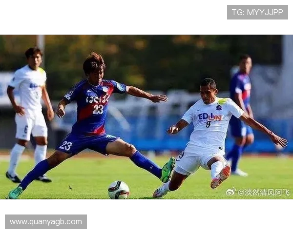 熊本深红迎战山口雷法全力争胜展现球队实力与斗志 熊本深红迎战山口雷法全力争胜展现球队实力与斗志