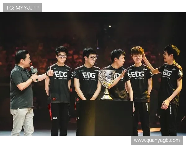 和平精英战术解析：深入探讨EDG团队的盯防策略与执行技巧